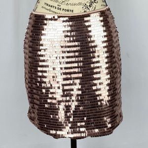 Gianni Bini | gold sequin mini skirt | s